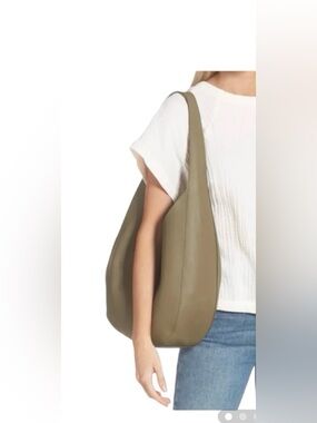 Madewell The Oversized
Shopper Bag in Green